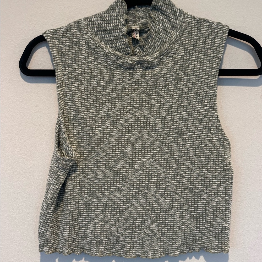 Free People Gray Marled Sleeveless Mock Neck Crop Top 226